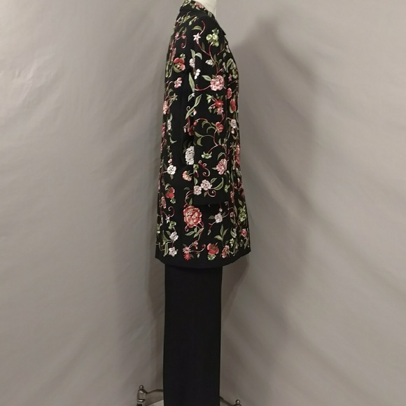 Incredible Silk Vintage Suit Floral Long Embroidered Floral Jacket Black Pants - Picture 3 of 8